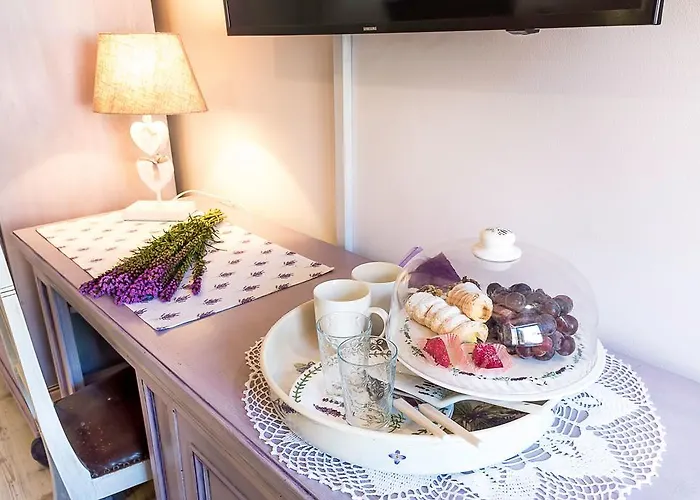 Boutique Cardea Pensión Split